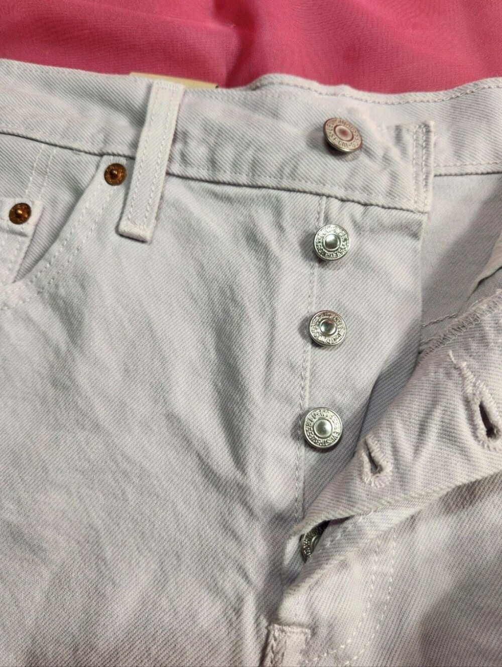 Levi's 501 Women's Shorts Size 30 Lilac High Rise Denim Cutoff Button Fly NWT 34 - Picture 3 of 6